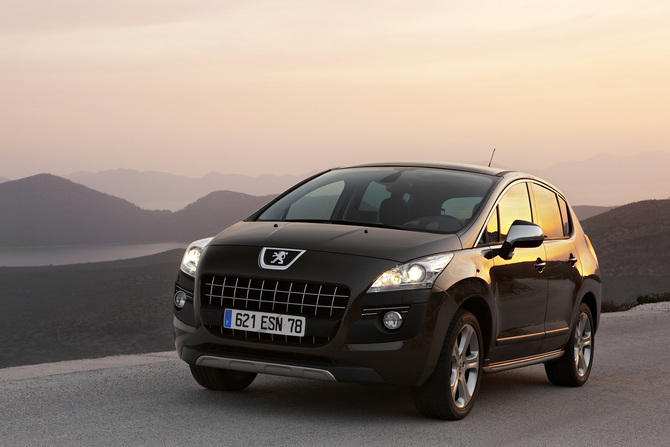 Peugeot 3008 Executive 1.6 HDi 112 CMP6