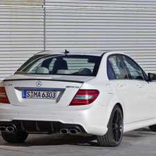 Mercedes-Benz C 63 AMG Saloon Performance Package