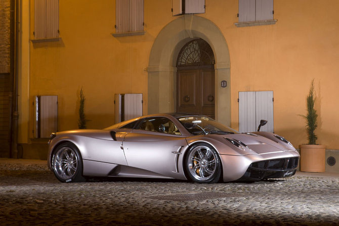 Pagani Produces Documentary Examining Development of Huayra