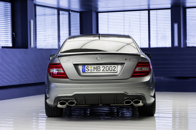 Mercedes-Benz C63 AMG Coupe Edition 507