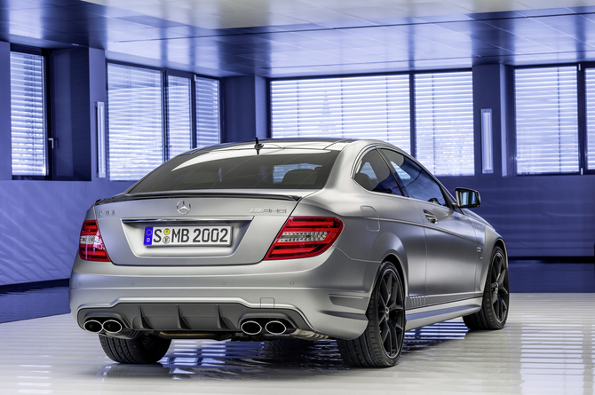 Mercedes-Benz C63 AMG Coupe Edition 507