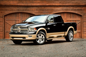 Dodge Ram 2500 Mega Cab 4X4 Laramie Longhorn Edition SWB