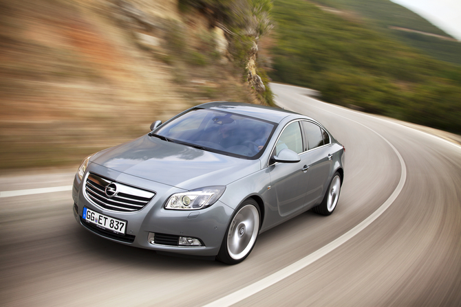 Opel apresenta motor twin-turbo diesel para o Insignia