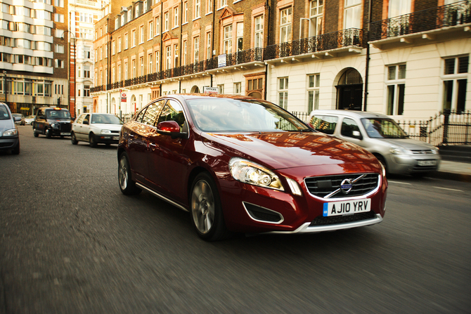 Volvo S60 T4F Momentum