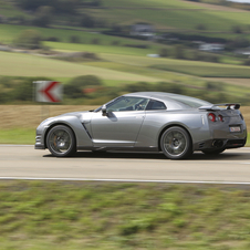 Nissan GT-R (R35) Premium Edition