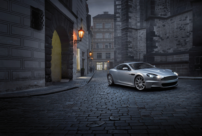 Aston Martin DBS Coupe