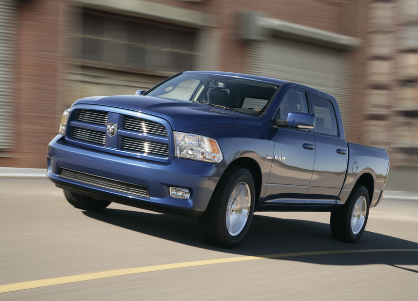 Dodge Ram 1500 Crew Cab 4X2 SPORT SWB