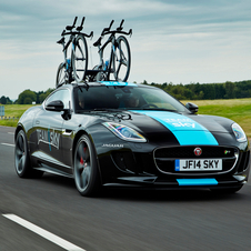 Jaguar F-Type R Coupé Tour de France