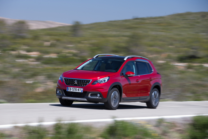 Peugeot 2008 Allure 1.6 BlueHDi