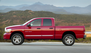 Dodge Ram 1500 Quad Cab 4X4 SLT SWB