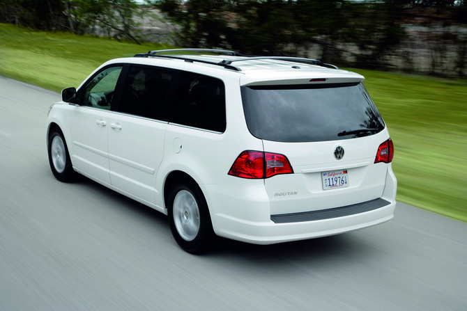 Volkswagen Routan SE RSE