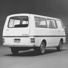 Nissan Caravan DX