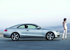 Audi A5 3.2 FSI tiptronic quattro