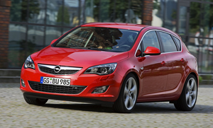 Opel Astra 1.6 Turbo Cosmo Active Select 10