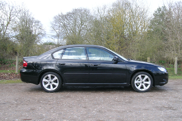 Subaru Legacy 2.5i