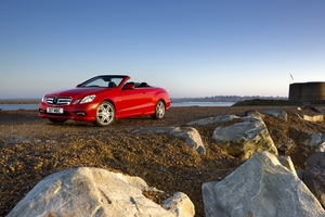 Mercedes-Benz E 250 BlueEfficiency Cabriolet Avangarde