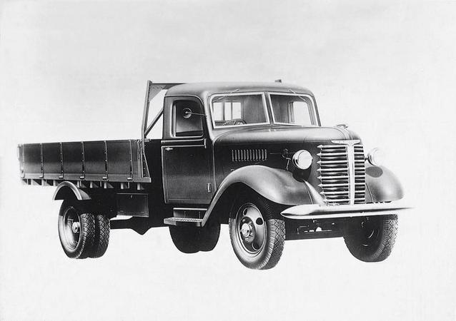 1947- Toyota restarts post-war export. Model BM truck to US administered Okinawa, Model SA to Egypt