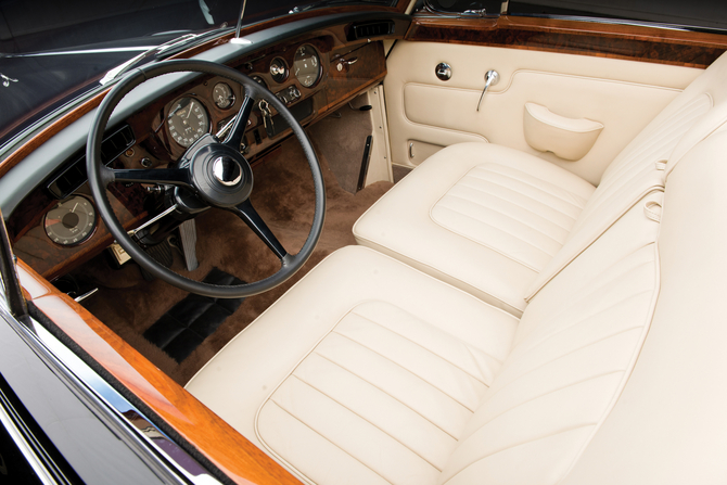 Rolls-Royce Silver Cloud III Drophead Coupe by Mulliner Park Ward