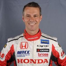 Tiago Monteiro será piloto oficial da Honda e terá Gabriele Tarquini como companheiro de equipa