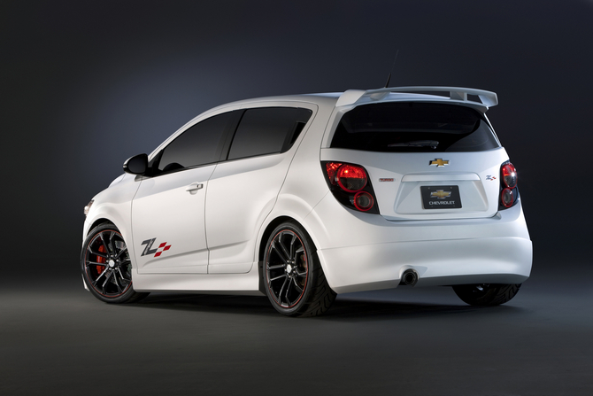 Chevrolet Bringing Tuned Versions of the Sonic and the Cruze to SEMA