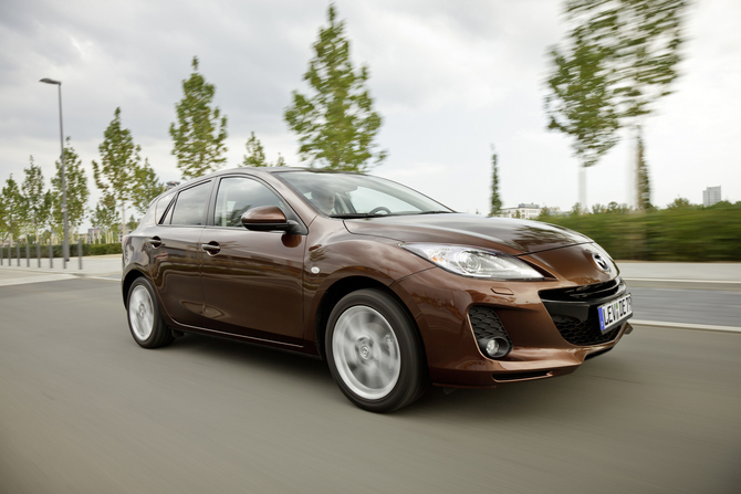 Mazda 3 Getting Facelift for 2012