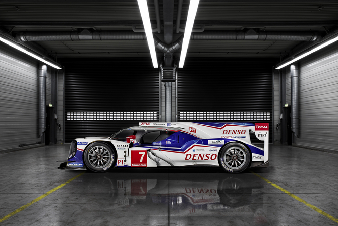 Toyota TS040 Hybrid