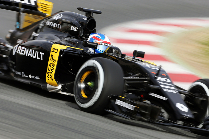 Renault's official team heads for this season calmly and without major competitive goals