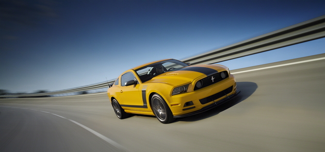 2013 Mustangs Have Revised Exteriors, Shift-able Automatic and 4.2in LCD