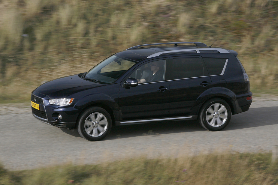 Mitsubishi Outlander Gen.2