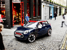 MINI (BMW) Rocketman tribute to London