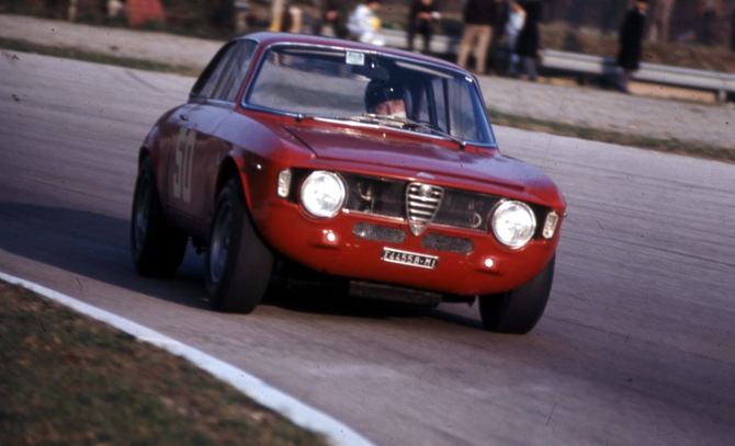 Alfa Romeo Giulia GTA