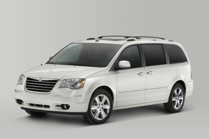 Chrysler Town & Country (modern) Touring Plus