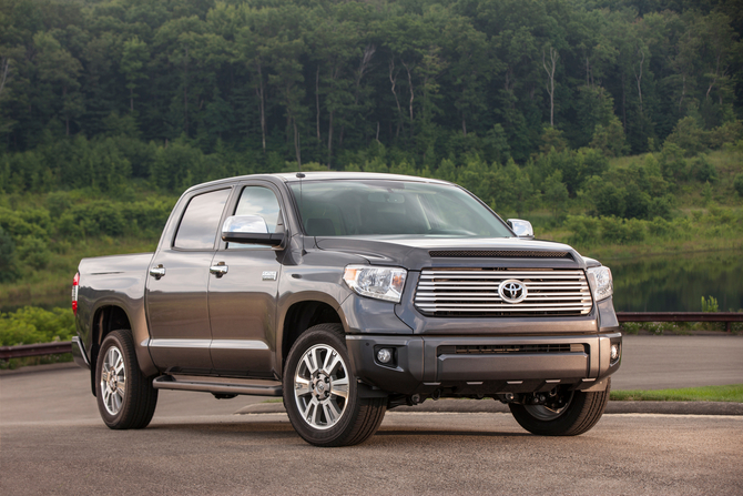 Toyota Tundra CrewMax 5.7 V8 Platinum