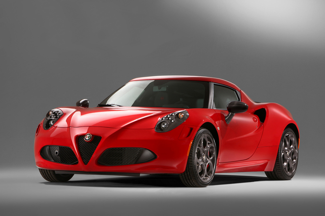 Alfa Romeo 4C: Bestes Leichtbau-Auto