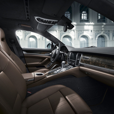 Inside the new special edition of Porsche gets seats upholstered in brown leather from the Italian company Poltrona Frau