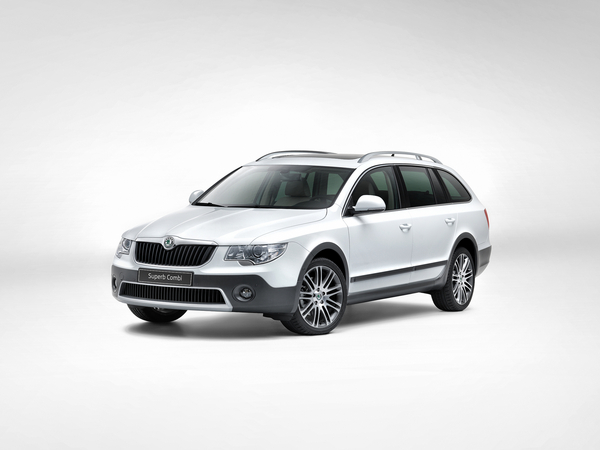 Skoda Superb Combi 2.0 TDI CR DPF Outdoor