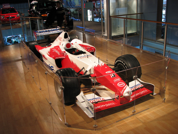 Toyota TF106