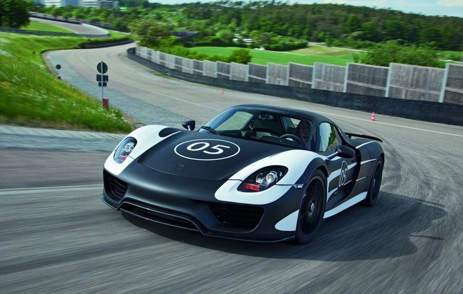 Styling will likely be borrowed from the 918