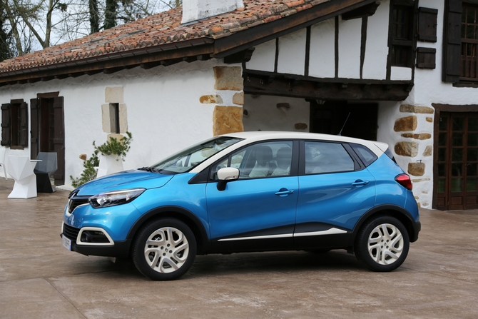 Renault Captur Energy TCe 90 S&S Eco2 Sport