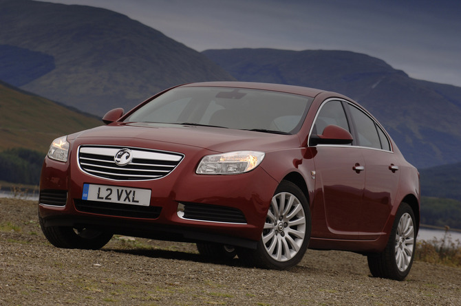 Vauxhall Insignia Saloon 2.0T SRi Nav (Auto)