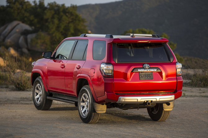 Toyota 4Runner Trail RWD