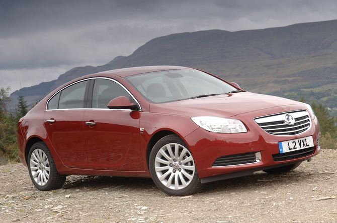 Vauxhall Insignia Saloon 2.0T Elite Nav (Auto)