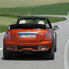 MINI (BMW) Cooper SD Convertible AT