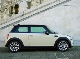 MINI (BMW) Mini Cooper D Auto