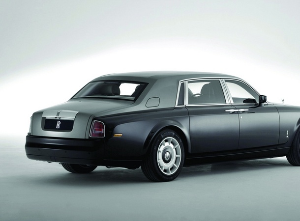 Rolls-Royce Phantom LWB