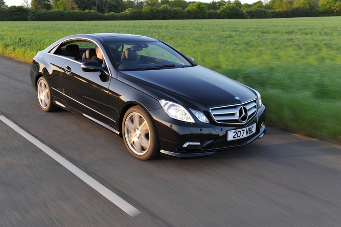 Mercedes-Benz E 220 CDI BlueEfficiency Coupé Avantgarde