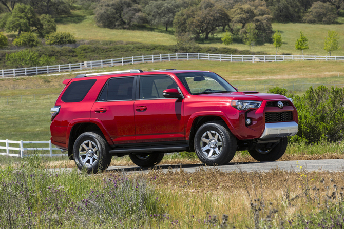 Toyota 4Runner SR5 AWD