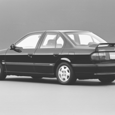 Nissan Primera 2.0T4