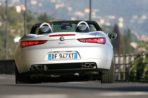 Alfa Romeo Spider 2.4 JTDm 210cv