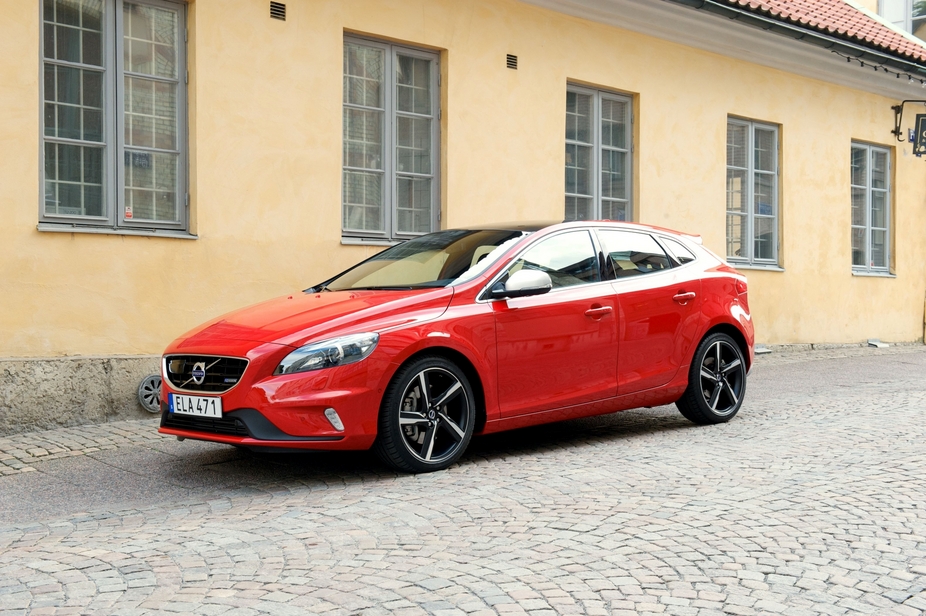 Volvo V40 T5 R-Design Momentum Geartronic